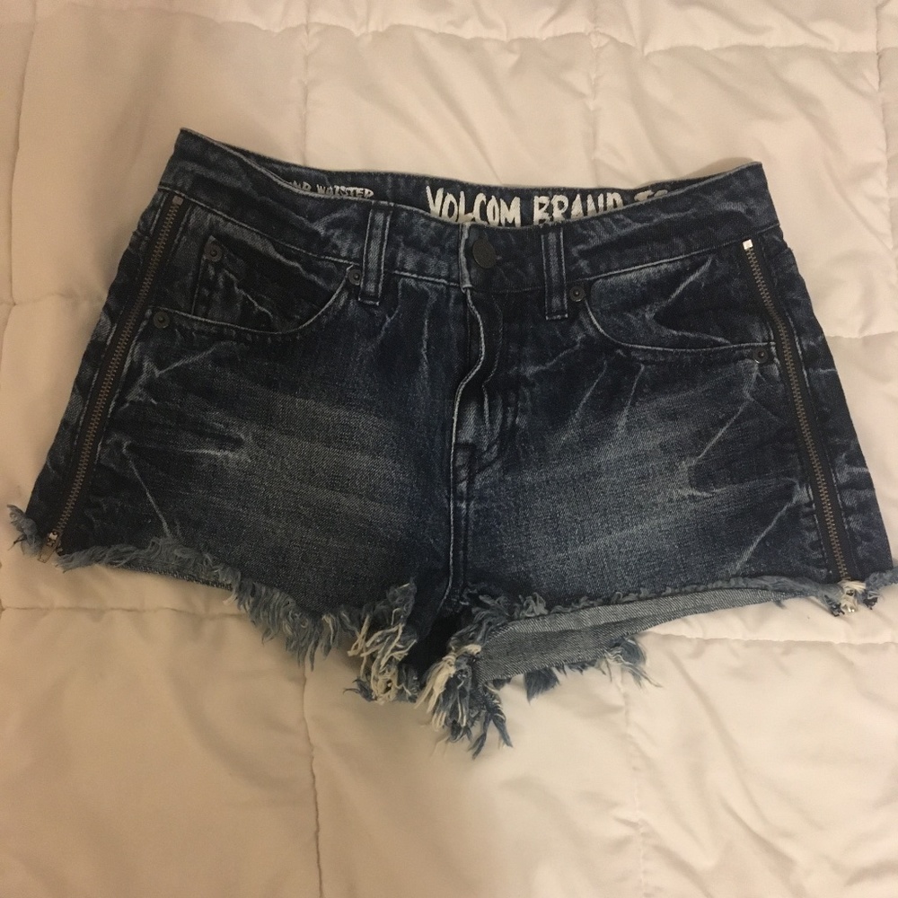 Volcom jean shorts